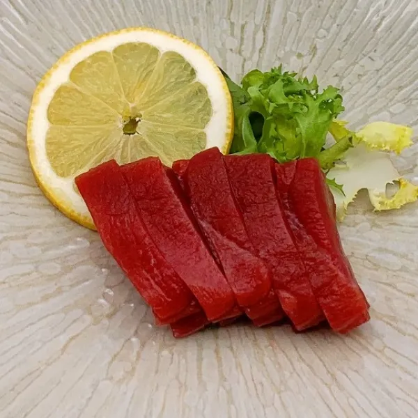 Sashimi de atún（5 cortes）