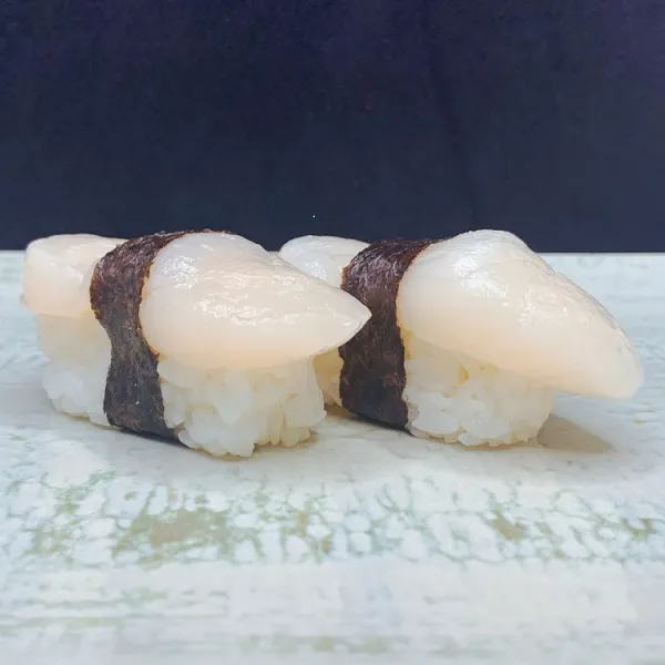 Nigiri de vieira