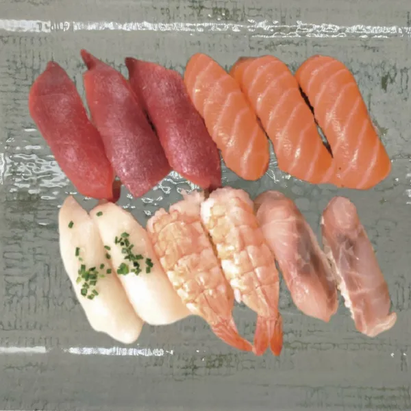 Nigiri 12 piezas